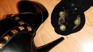 267 - ?BONUS CLIP: crushing cheeky grapes with my sexy boot. Freche Trauben m. Stiefel zerquetschen