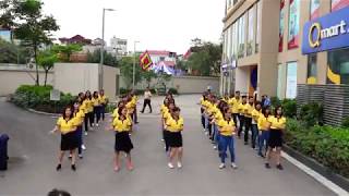 Qmart Flashmob (HO team)