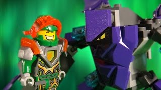 LEGO NEXO KNIGHTS - AARON'S STONE DESTROYER