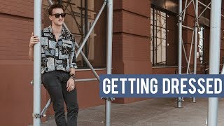 Styling a 90s Style Vintage Shirt | Getting Dressed (Outfits Step by Step #10)