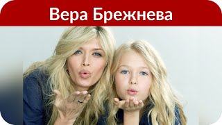 Словно три сестры: Вера Брежнева пообедала в компании подруг и попрощалась с Мальдивами