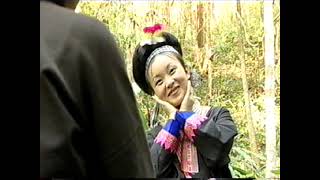 Ntsuag Plis & Paj Tsua clip 3