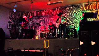 La Ester T-Reno Explosivo