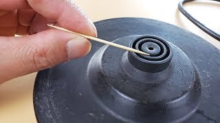 电热水壶上插一根牙签太厉害了，一年省下好几百，告诉家里人学学