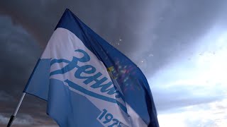 Фаер-шоу на Неве: в Санкт-Петербурге фанаты отметили чемпионство «Зенита»