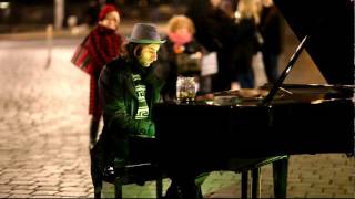 Street musician in Dresden plays the piano