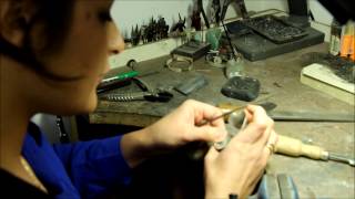 A la rencontre de... Amira Sliman, créatrice de bijoux contemporains à Paris 18e