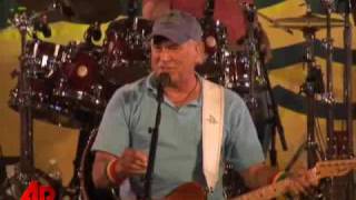 Jimmy Buffett Rocks Dolphins' Home Stadium