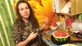 НОВЫЙ СПОСОБ НАРЕЗАТЬ АРБУЗ ДОЛЬКАМИ ✔ Смотри и учись!