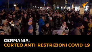 #Germania: corteo anti-restrizioni Covid-19 incontra una contro-protesta