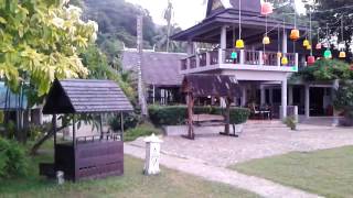 Таиланд Ко Чанг Bhumiyama Beach Resort солнце всходит за горами