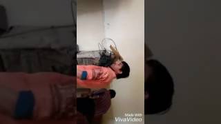 Sari duniya ka bohj hum uthate hai funny video