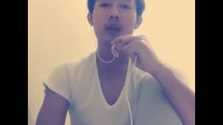 Suara cwo ini mirip bnget suara cewe.. Bangbung hideung