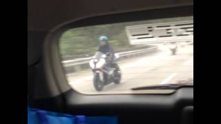 Mesra biker.terjumpa masa turun dari tanah tinggi genting