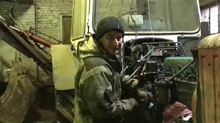 ЮМЗ экскаватор 1990 г.в. / ремонт двигателя