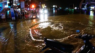 ПОТОП В ГОРОДЕ потоп на улице