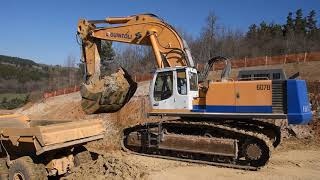 Liebherr 974B loading articulated dump trucks - Part 1