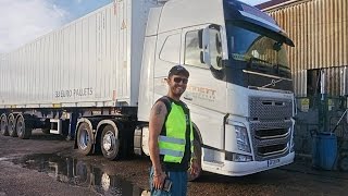 CONTAINER EM CIMA DA CARRETA - 15min com Clandestino