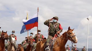 130 километров по горам на лошадях: в Тыве прошел армейский конкурс «Конный марафон»