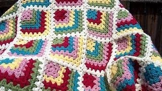 Granny Square Crochet | طريقة عمل مربعات الكروشيه تبدأ من الزاويه | نسيم الوادي