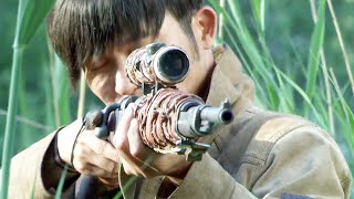 日本將軍就藏在某一片草叢！共軍狙擊手閉上雙眼用心感受，開出必殺一槍！ ️ 抗日