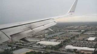 American Airlines Boeing 757 landing at Miami International Airport from LaGuardia Airport