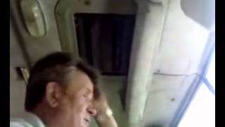 Он учит вождению авто. Это просто жесть!