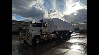 MACK SUPER LINER AUSTRALIA / test drive the brand new wood chip courier