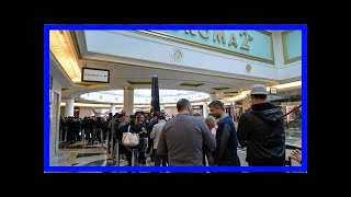 Iphone x, da euroma 2 il «day one» centinaia in coda dall’alba (e nella notte»