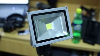 DIY Super Cheap and Bright 50W LED light for Video (for HDSLR video)