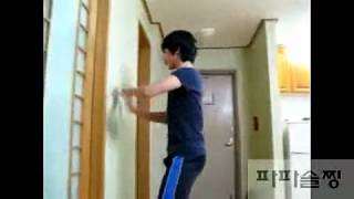 Baekhyun pre-debut video: Switch light dance