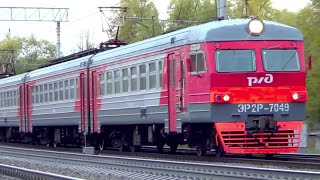 Электропоезд ЭР2р-7049