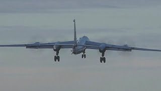 Плановый полет противолодочных Ту-142М3 на Тихоокеанском флоте