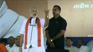 Shri Narendra Modi takes Sadbhavana Mission to the shores of Dwarka
