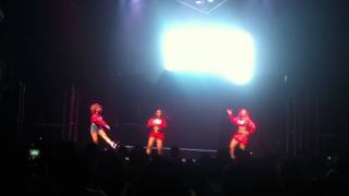 OMG GIrlz At The AATW Tour Preforming Gucci This Gucci That And Booty Me Down At Beacon Theater NYC
