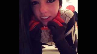 Sexy Spidergirl in spandex