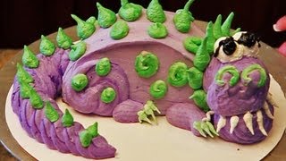 Dinosaur Cake  / How to decorate a mini dinosaur cake
