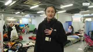 Poland: Krakow volunteers welcome Ukrainian refugees fleeing Russian offensive