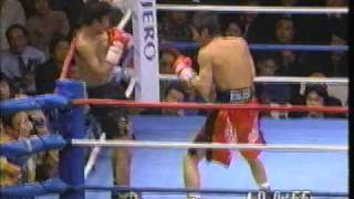 日本Sフェザー級タイトルマッチ・コウジ有沢vs平仲信敏 4R