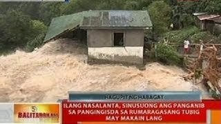 Ilang nasalanta, sinusuong ang panganib sa pangingisda sa rumaragasang tubig may makain lang