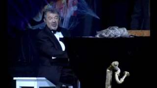 Сергей ПОБЕДИНСКИЙ- Sergei Pobedinski в спектакле...