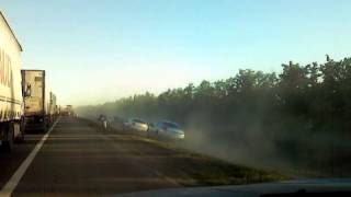 объезжают пробку трасса М4 дон под Ростовом ( Богучар)