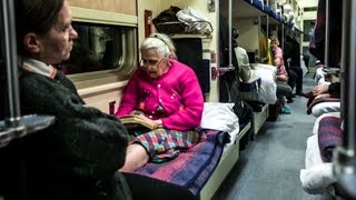 Проблема «бабок» в поезде актуальна всегда. Жизненная история о поездке на поезде.