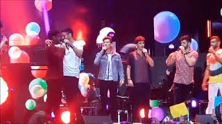 Agoney se besa con Cepeda en la Revolucion Sexual. La Cara de Raoul Gijon 29-7-18