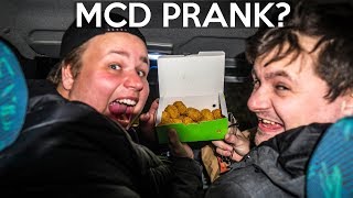 VI SPILLER MCDONALDS SANG I DRIVE IN!!!