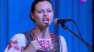 Marina Golchenko Oh Chyogo Moya Zironka Plache_(360p)