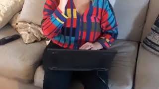 women farts loud during work call