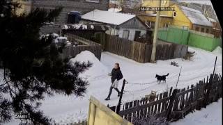 соседка алкашка идет и спит на ходу1 01 R 012017161025