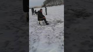 Зимняя рыбалка в Посьете на блесны . 3 декабря 2016г.