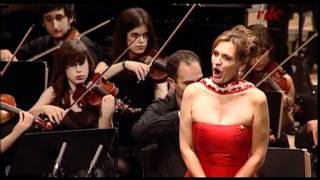 Ainhoa Arteta canta Noche de Paz con la Orquesta Gaos